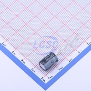 Nichicon UHW1E331MPD