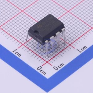 STMicroelectronics UC2845BN