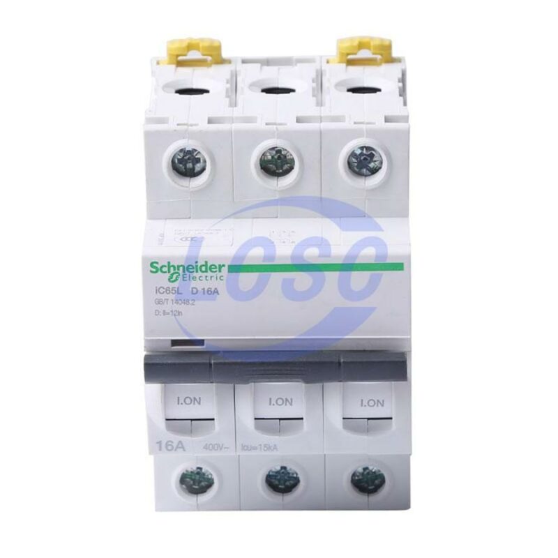 20230126 schneider a9f39316 c5208670 front.jpg