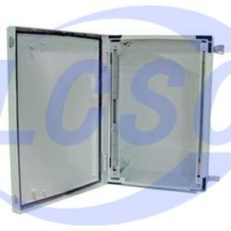 20230624 l com nbg241609 c6430519 front.jpg