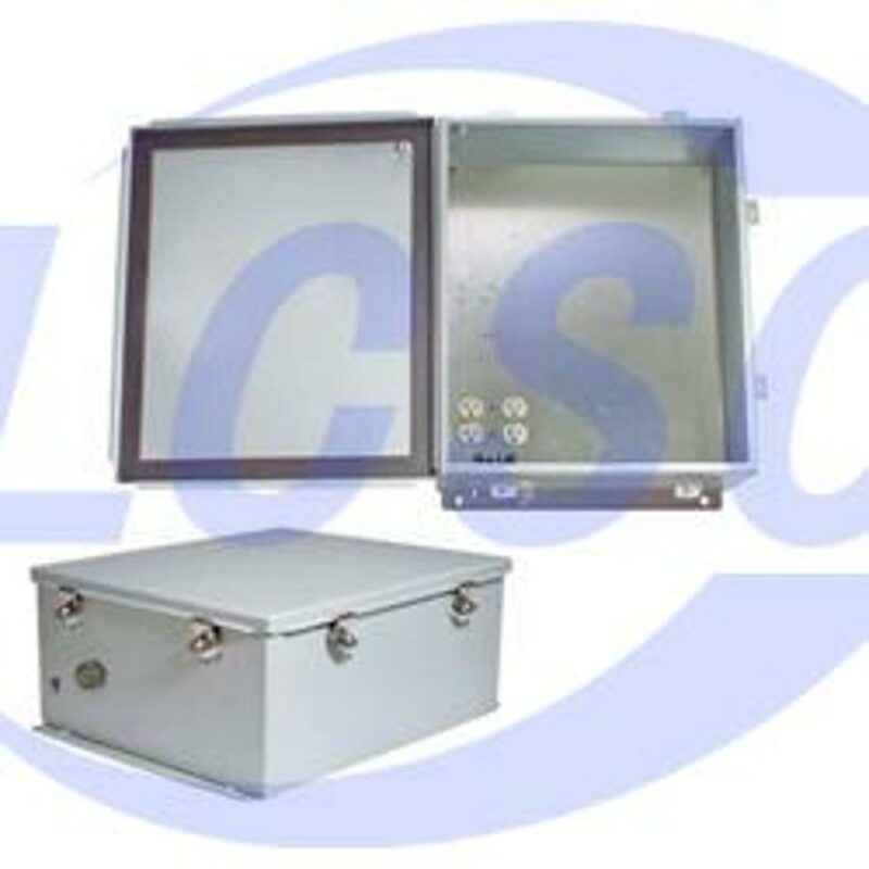 20230625 l com nbs141206 100 c6431856 front.jpg