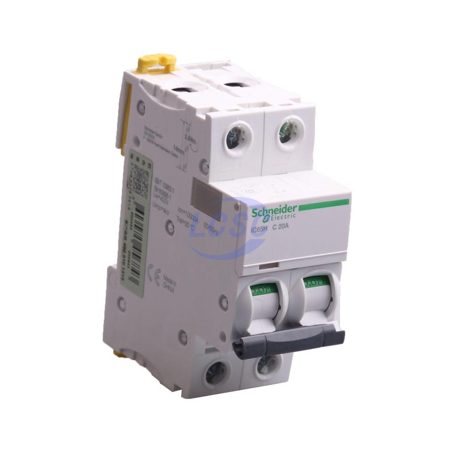 20230629 schneider a9f28220 c514706 blank.jpg