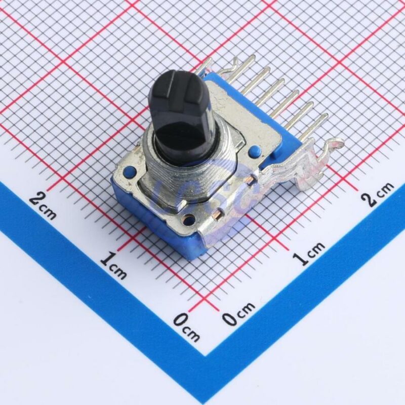 20231102 ctr r111a1g0 fa15b7 0 b103 000 c18213435 front.jpg