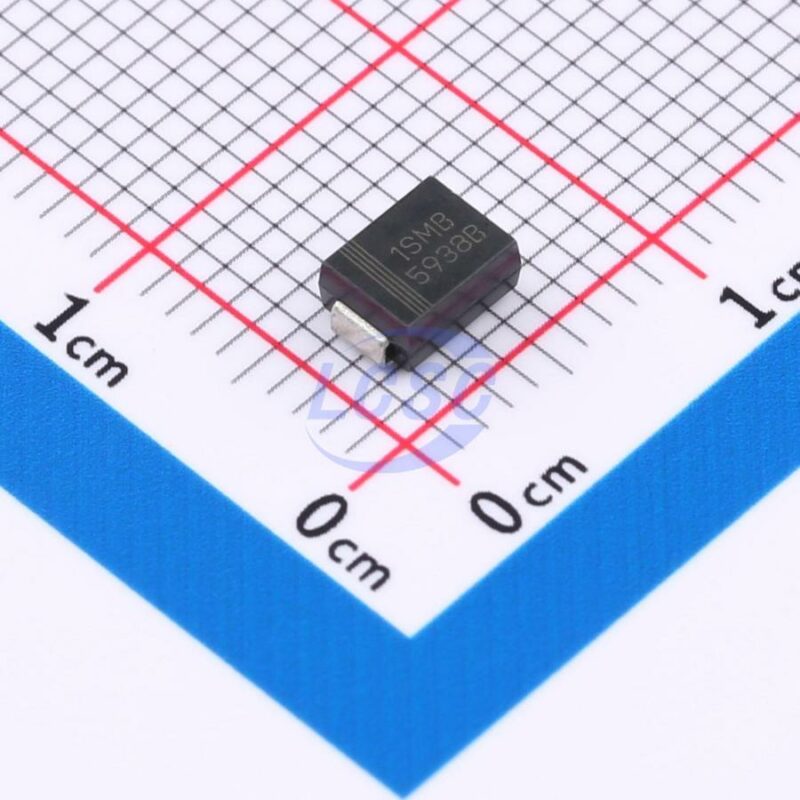 20240719 born 1smb5938b c22393405 front.jpg