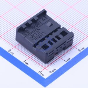 TE Connectivity 1379217-3