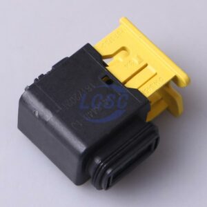 TE Connectivity 1-1418448-1