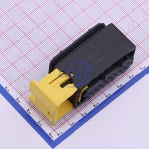 TE Connectivity 1-1563759-1