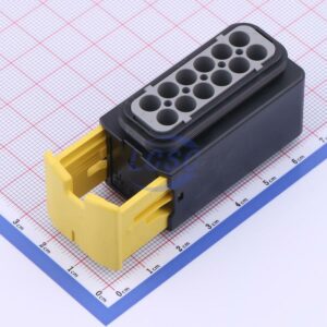 TE Connectivity 2-1670901-1