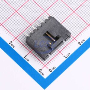 TE Connectivity 5-104363-5